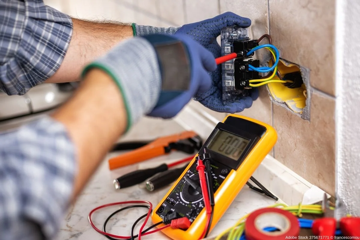 Elektroinstallation im Haus